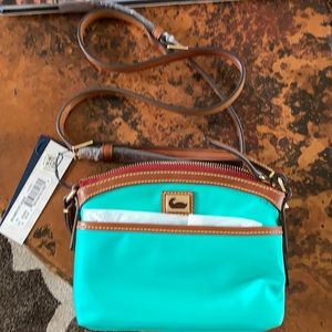 NWT Dooney and Bourke crossbag
